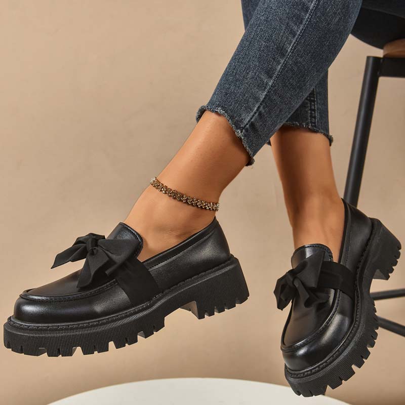 Chique, zoete platform loafers met strik